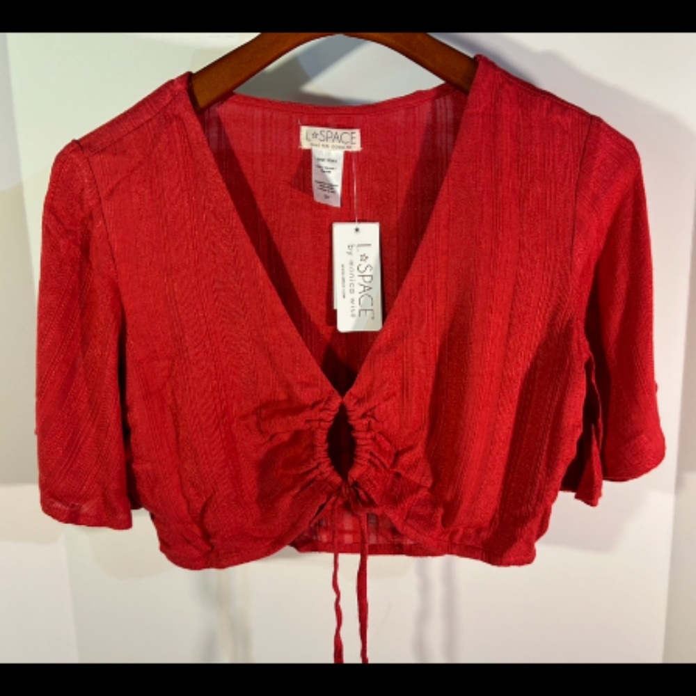 L*Space by Monica Wise Piper Cropped Key Hole Top Red Size S - NWT